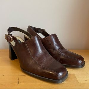 Vintage Bata Brown Leather Heeled Mule womens sz. 7